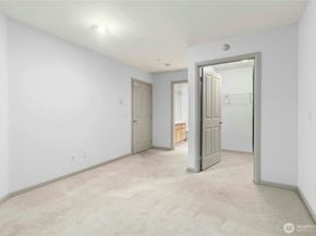 225 4th Avenue A307, Kirkland WA 98033