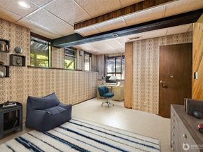 145 Big Bear Place NW, Issaquah WA 98027
