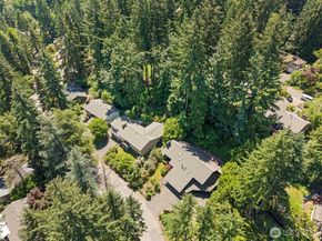 145 Big Bear Place NW, Issaquah WA 98027
