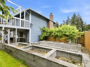 1727 Anacortes Avenue NE, Renton WA 98059