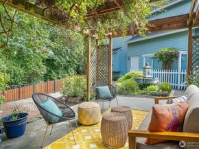 8128 NE 158th Place, Kenmore WA 98028