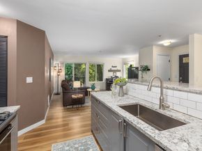 5501 Lakemont Boulevard SE 102, Bellevue WA 98006