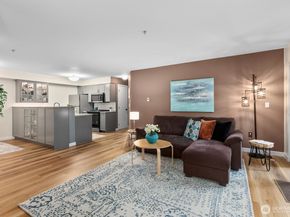 5501 Lakemont Boulevard SE 102, Bellevue WA 98006
