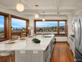2409 29th Avenue W, Seattle WA 98199