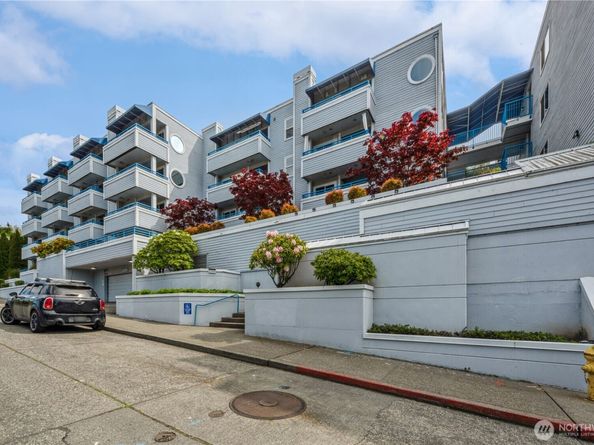 2244 13th Avenue W 411, Seattle WA 98119