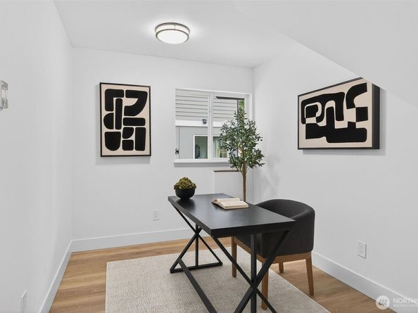 219 NE 185th Street A, Shoreline WA 98155