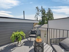 219 NE 185th Street A, Shoreline WA 98155