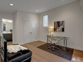 1507 Lakeview Blvd E, Seattle WA 98102