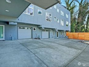 1507 Lakeview Blvd E, Seattle WA 98102