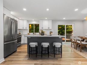 17378 NE 160th Street, Woodinville WA 98072