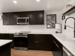 507 W Mercer St 401, Seattle WA 98119