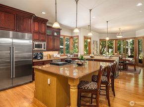 13266 NE 47th Street, Bellevue WA 98005