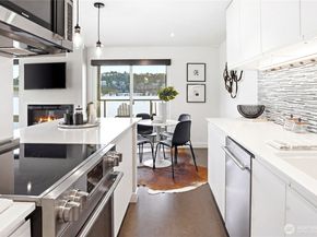 2301 Fairview Avenue E 215, Seattle WA 98102