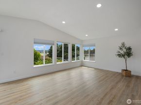 2126 E Grand Avenue, Everett WA 98201