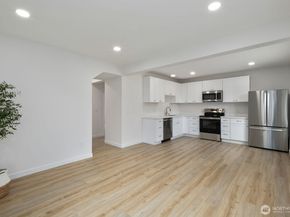 2126 E Grand Avenue, Everett WA 98201