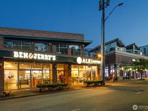 2349 Harbor Avenue SW 701, Seattle WA 98126
