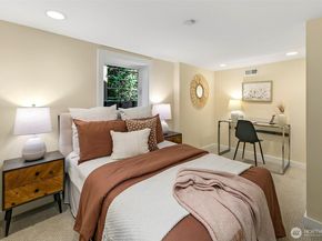 1002 NW 70th Street, Seattle WA 98117