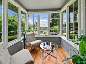 5761 35th Avenue NE, Seattle WA 98105