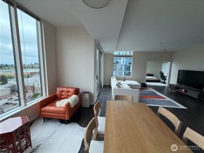 177 107th Avenue NE 2207, Bellevue WA 98004