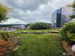 177 107th Avenue NE 2207, Bellevue WA 98004