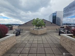177 107th Avenue NE 2207, Bellevue WA 98004