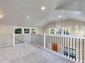 12757 Dayton Avenue N B, Seattle WA 98133