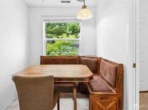 22215 SE 42nd Lane 2079, Issaquah WA 98029