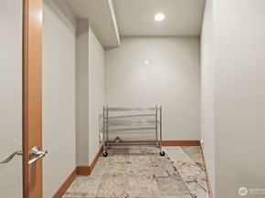 18603 E Spring Lake Drive SE, Renton WA 98058