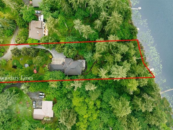 18603 E Spring Lake Drive SE, Renton WA 98058