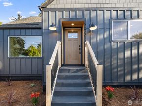 3209 NE 98th Street, Seattle WA 98115
