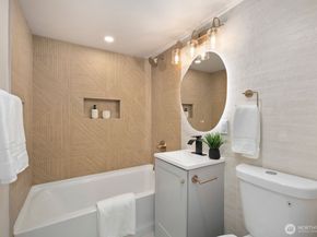 3209 NE 98th Street, Seattle WA 98115