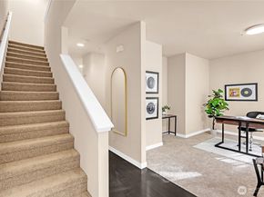 2129 NW Talus Dr, Issaquah WA 98027