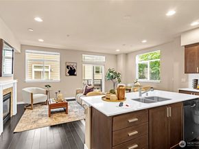 2129 NW Talus Dr, Issaquah WA 98027