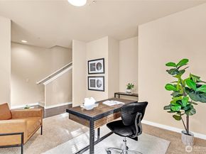 2129 NW Talus Dr, Issaquah WA 98027