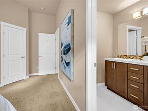 2129 NW Talus Dr, Issaquah WA 98027