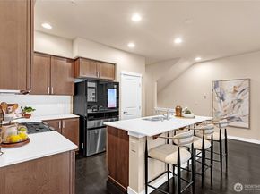 2129 NW Talus Dr, Issaquah WA 98027