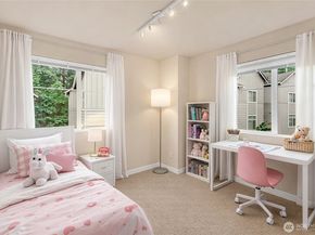 2129 NW Talus Dr, Issaquah WA 98027