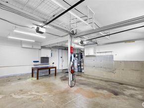 13800 SE 21st Street, Bellevue WA 98005