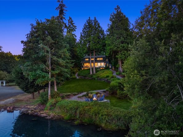 8300 NE Hidden Cove Road, Bainbridge Island WA 98110