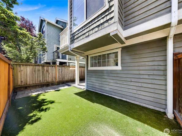8516 Nesbit Avenue N A, Seattle WA 98103