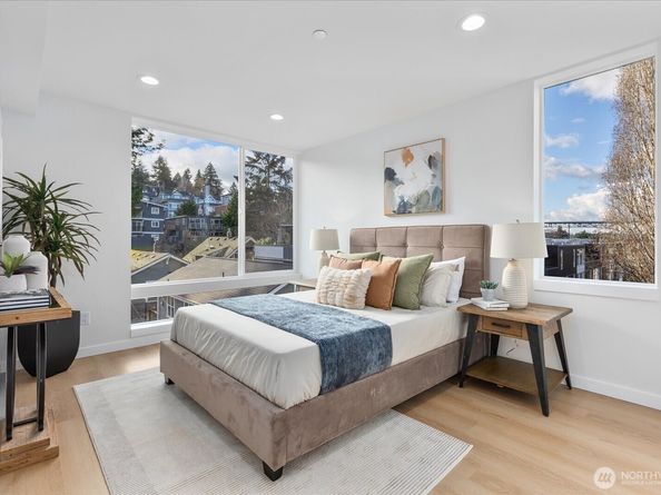 3110 Queen Anne Avenue N, Seattle WA 98109