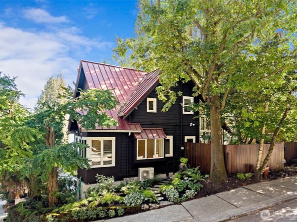 508 Randolph Avenue, Seattle WA 98122
