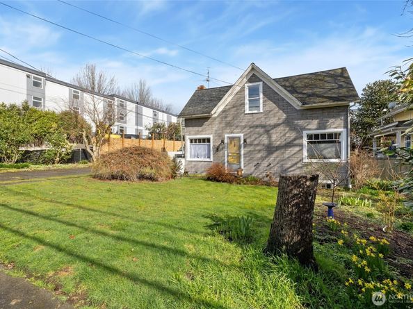 3644 Greenwood Avenue N, Seattle WA 98103