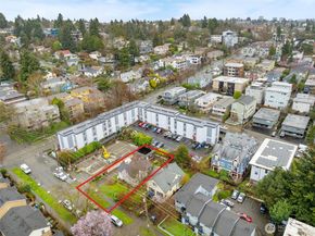 3644 Greenwood Avenue N, Seattle WA 98103