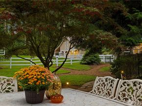 16 Bridlewood Circle, Kirkland WA 98033