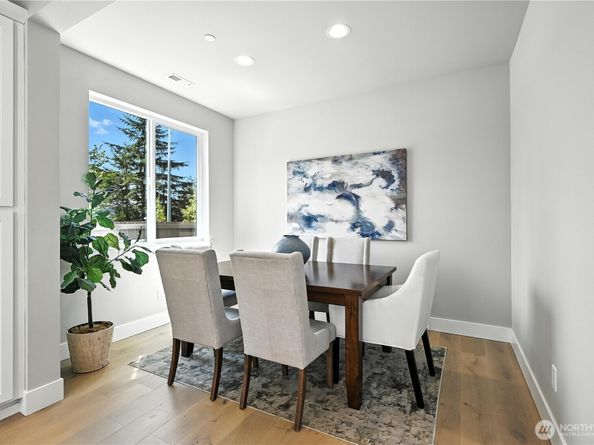 19 Meridian Avenue SE CR 08, Bothell WA 98012