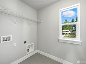 19 Meridian Avenue SE CR 08, Bothell WA 98012