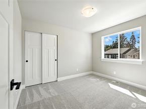 19 Meridian Avenue SE CR 08, Bothell WA 98012