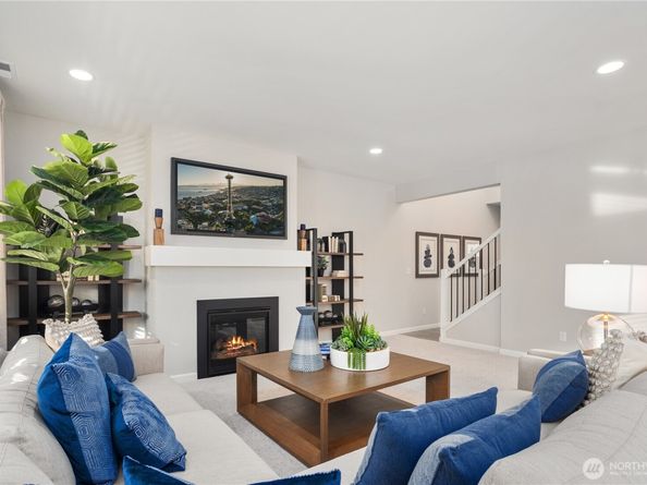 26831 30th Place S 7, Kent WA 98032