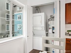 300 10th Avenue A202, Seattle WA 98122
